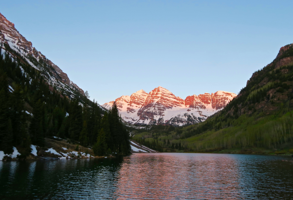 Maroon Lake sunrise